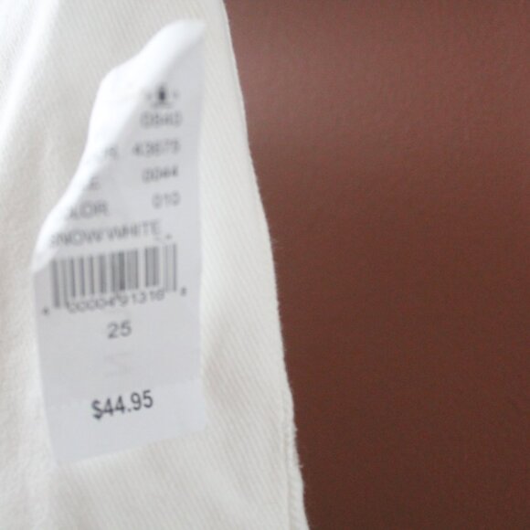 NWT Pacsun White Denim Wrap Skirt Asymmetric w waist buckle and frayed hem. - Picture 3 of 5